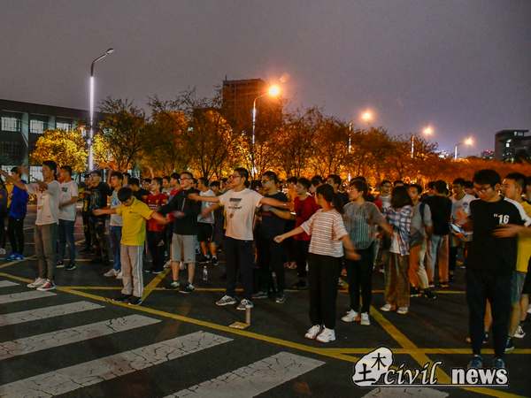 1568818053606029311.jpg 2.jpg