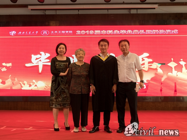 1561266371432077247.jpg 6.jpg