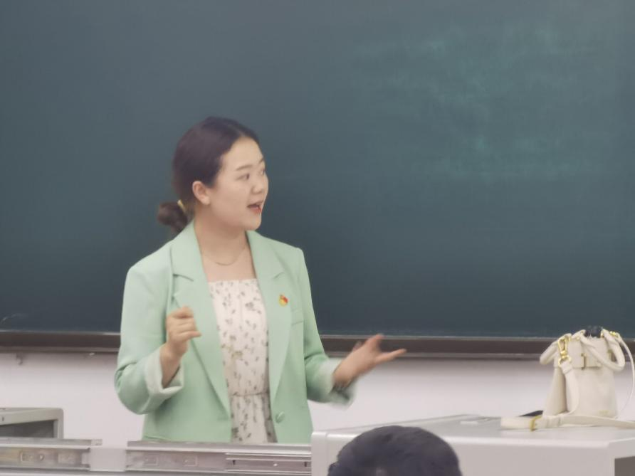 1651763795527000975.png 1651763795527000975.png