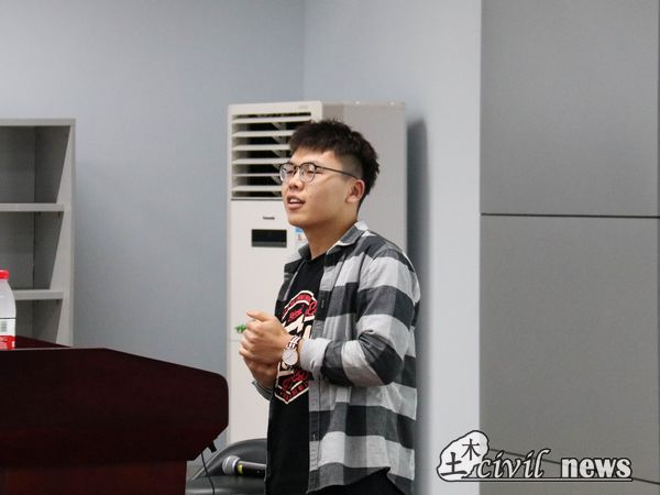 1571581588449089392.jpg 2.jpg