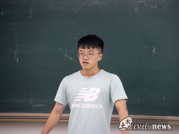 1632744786738082194.jpg IMG_2463.jpg