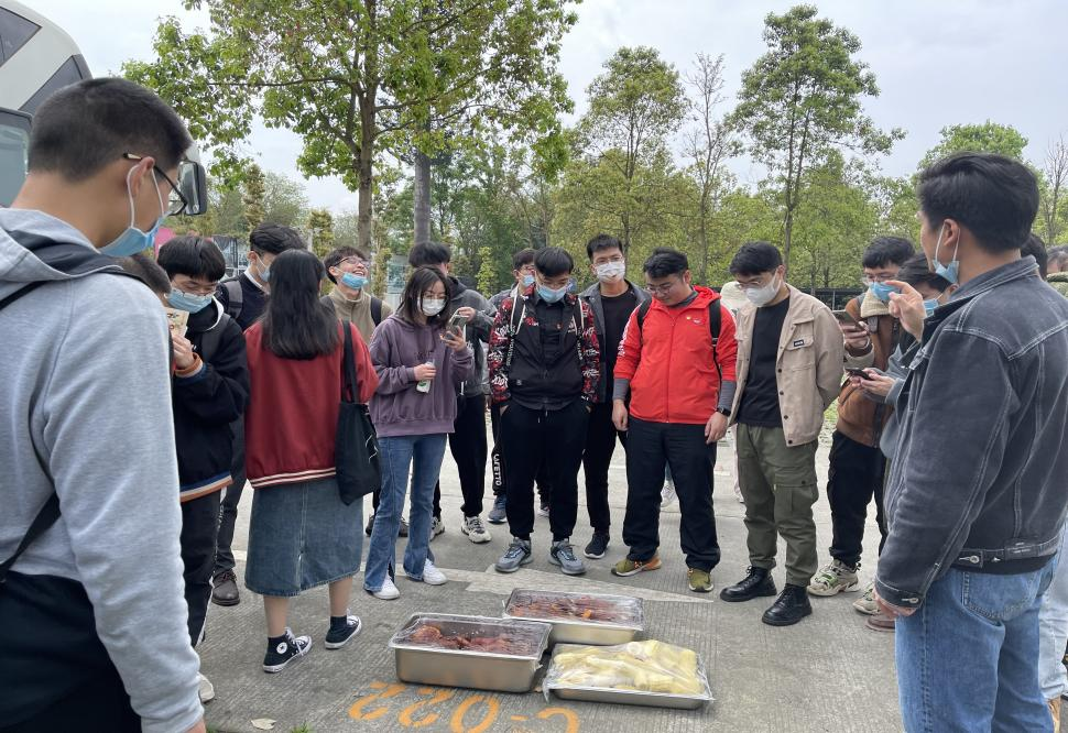 1649311647368024680.png 1649311647368024680.png