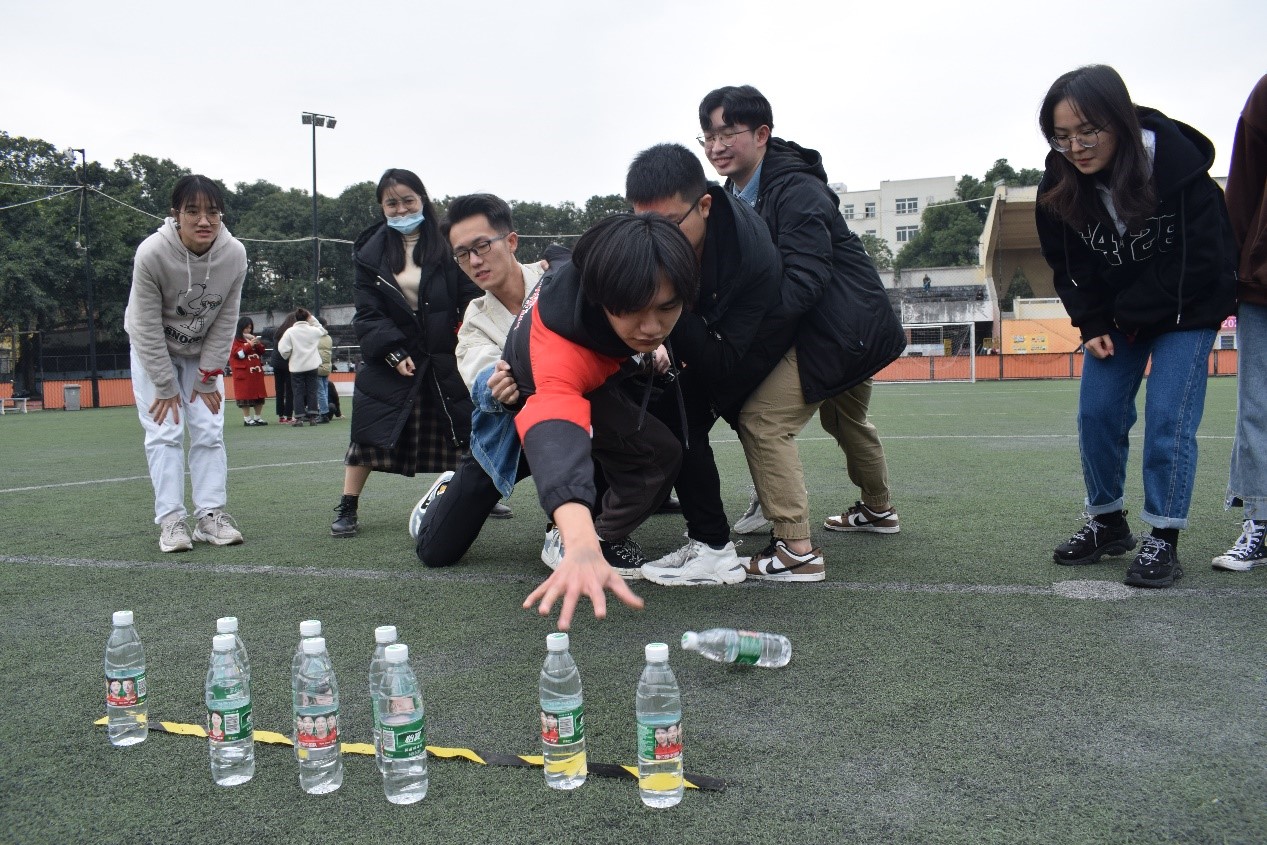 1639380556783085921.jpg 4.jpg