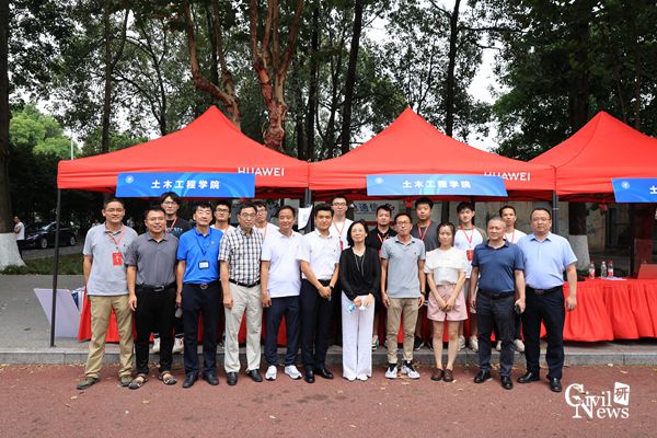 1661484001510019353.jpg D59293AD5C5D38E38AD570DDDDBCD858.jpg