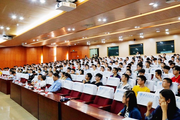 1567732708561068260.jpg 01.jpg